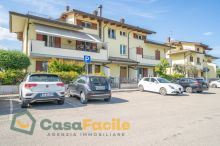 Esterno e posti auto
