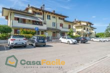 Esterno e posti auto